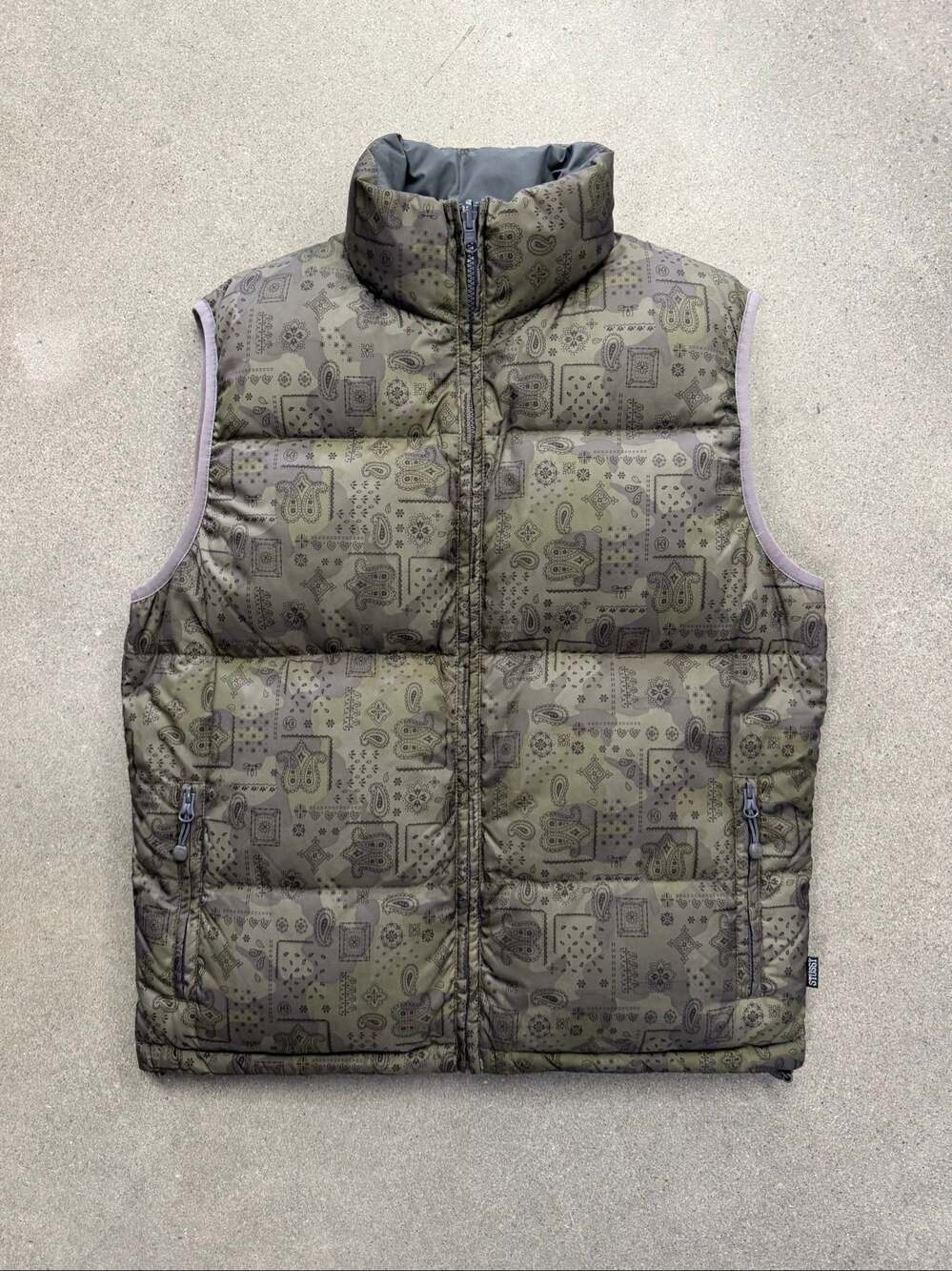 Vintage Y2K Stussy Paisley Reversible Down Puffer Vest - M